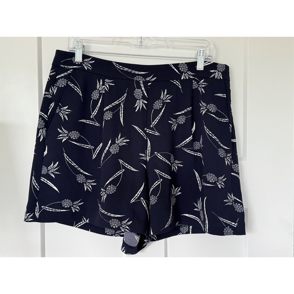 Ann Taylor Navy Blue White Botanical Print High Waisted Dress Shorts Size 12